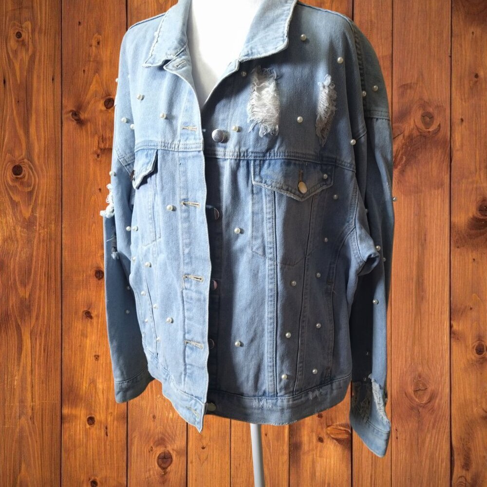 Fashion Nova Size 1X Distressed Beaded Blue Denim Jacket Grunge City Casual - Picture 4 of 8